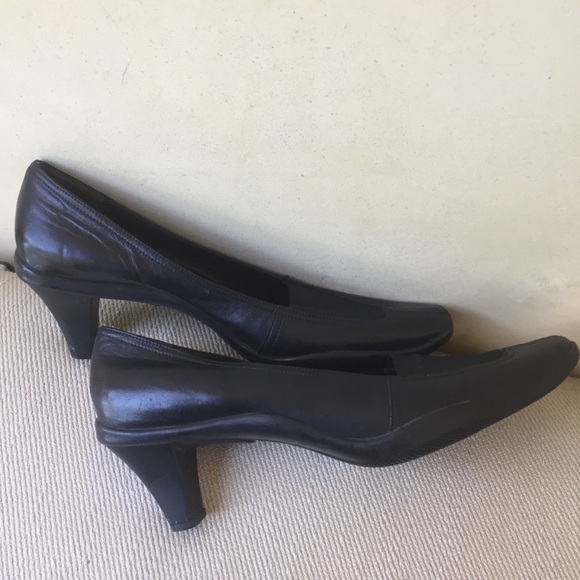 Prada black leather shoe size 10 made in Italy - Picture 4 of 8